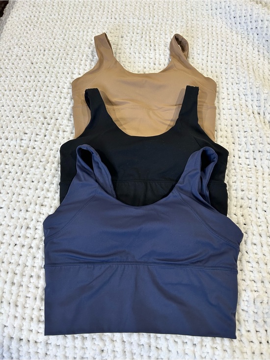 Tops - Neutral & Navy Seamless Sports Bras - Set of 3